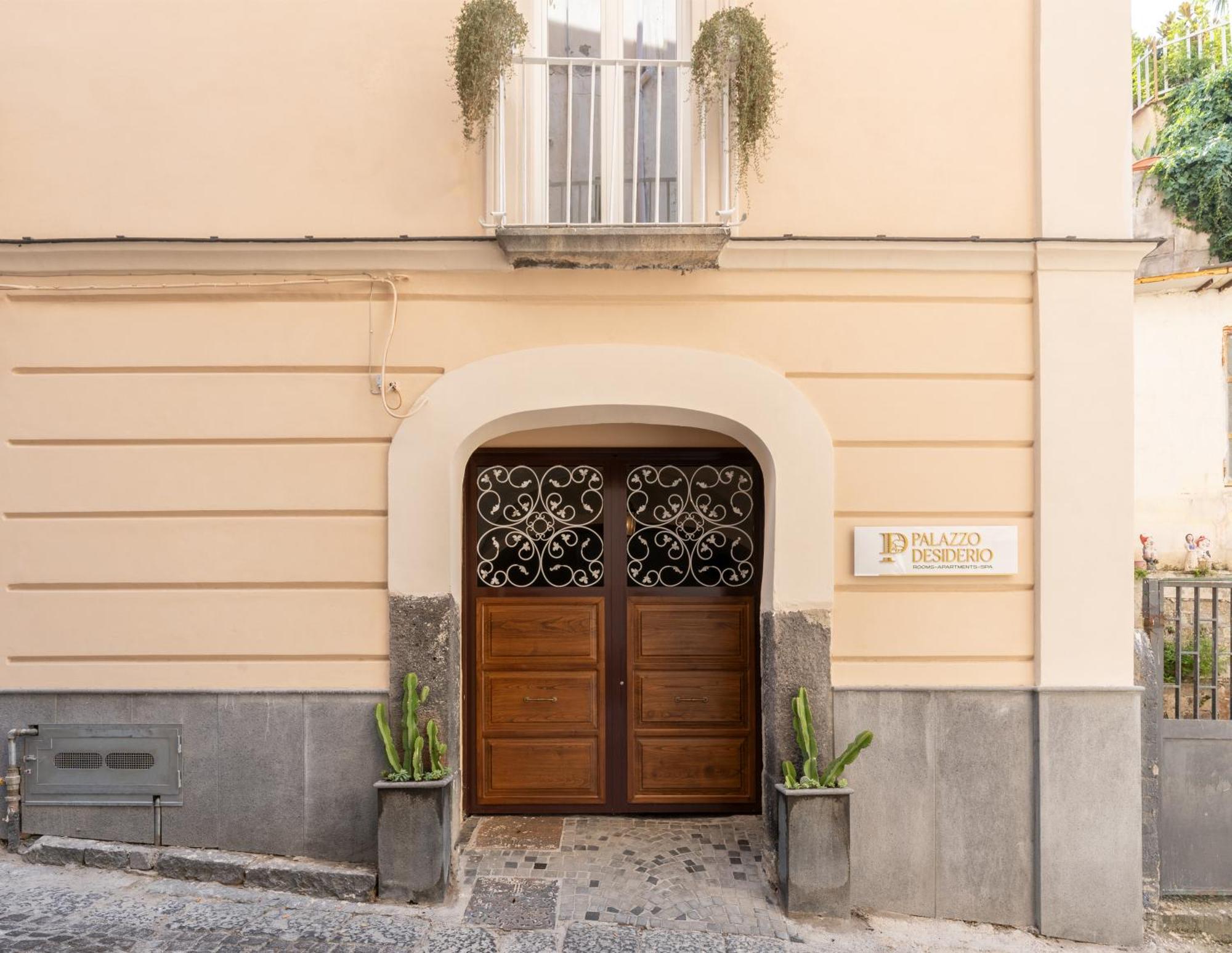 Palazzo Desiderio Appartement Castellammare di Stabia Buitenkant foto