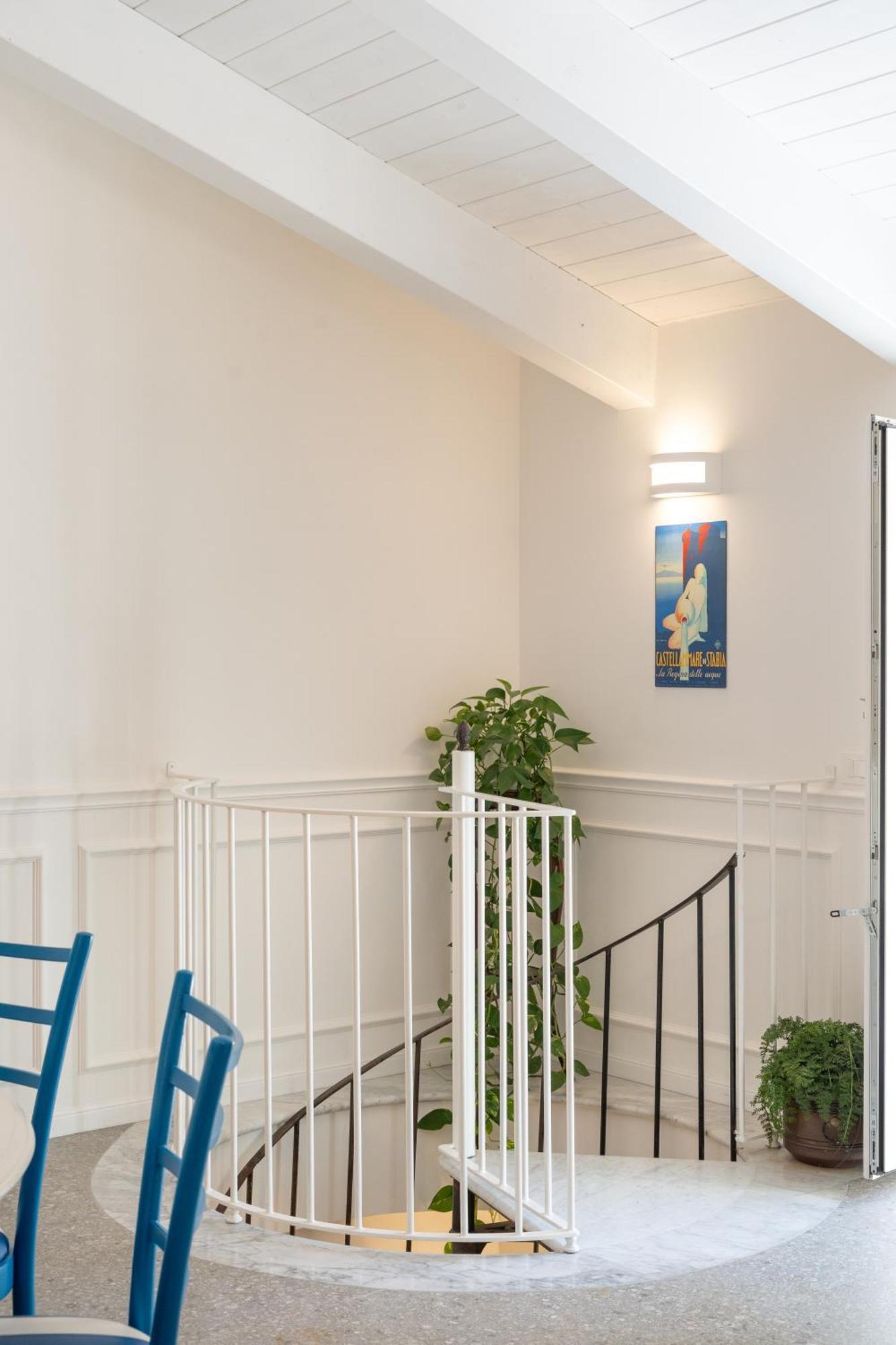 Palazzo Desiderio Appartement Castellammare di Stabia Buitenkant foto